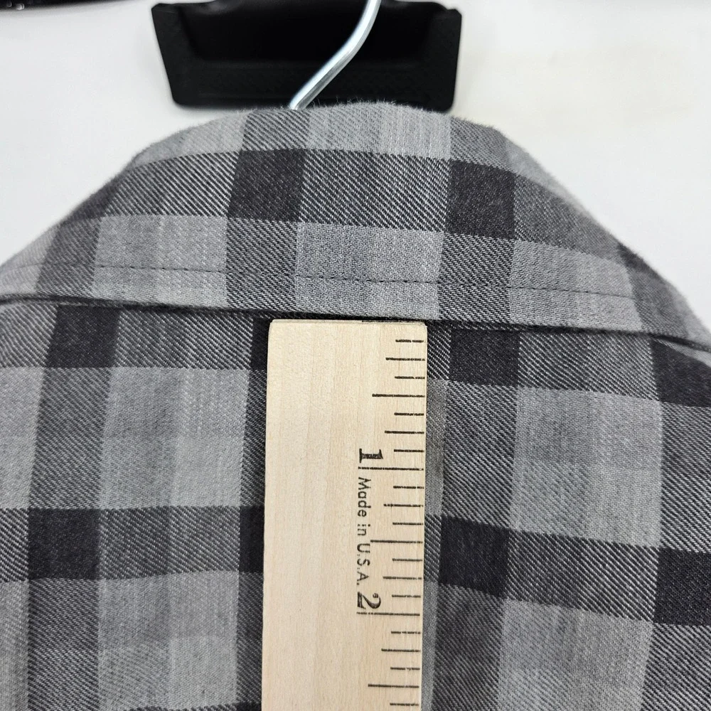 Banana Republic Shirt Mens Medium Button Up‎ Luxe Flannel Plaid Long Sleeve